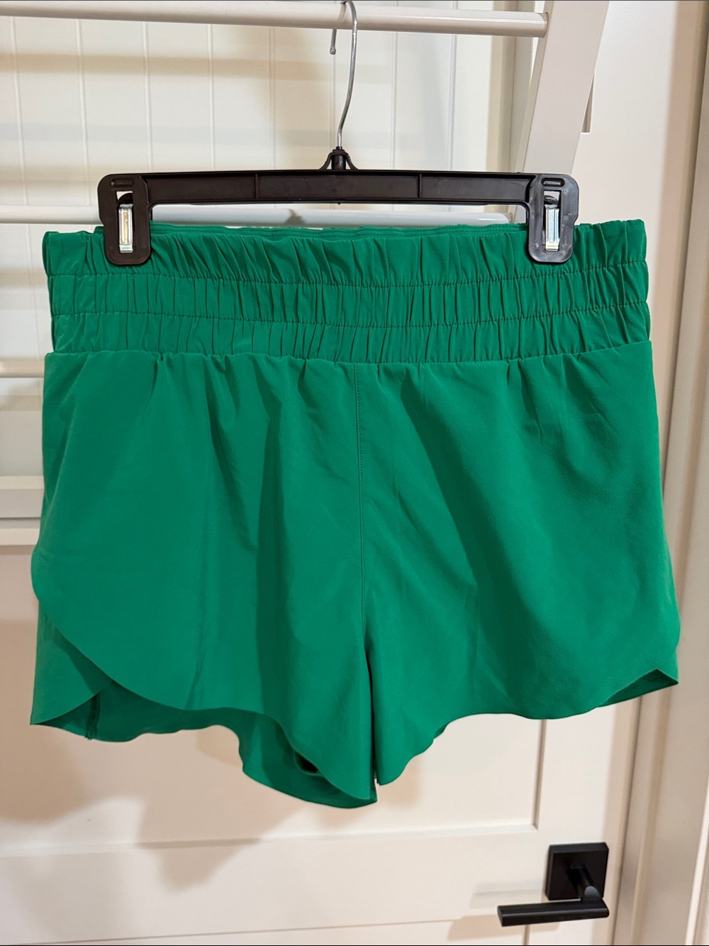 SPANX Green Elastic-Waist Athletic Shorts